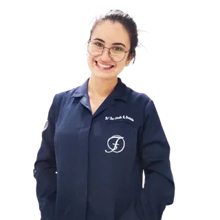 Dra. Ana Cláudia Protásio, ortodontista no Espaço Odontológico Fábio R. Teixeira em Arcos/MG